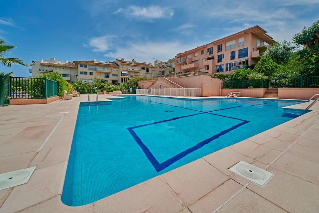 Sunrise -Swimming-Pool-Saint-Tropez Center-Parking Apartment Екстериор снимка